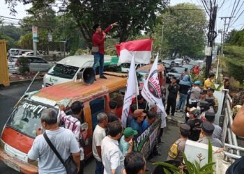 ALAMBAKA Tantang PTPN I Regional 7 “Buka-bukaan” Soal HGU