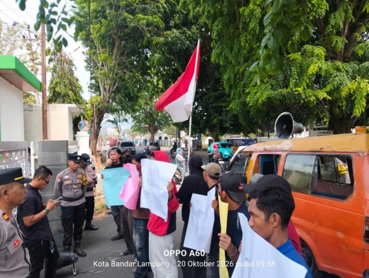 LACAK–GILAS Demo Kemenag Lampung, Soroti Dugaan Pungli Madrasah